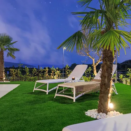 Mit Beheiztem Pool In Strandnaehe By Interhome Σπίτι διακοπών *
